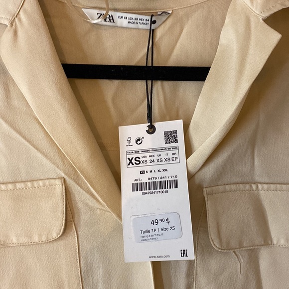 Zara short sleeve blouse - Picture 2 of 2